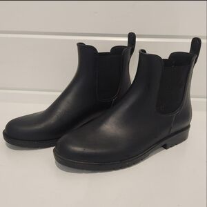 Black Ankle Rain Boots | Size 40 EU/9.5 US | Waterproof Chelsea Style